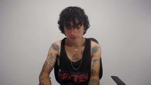 Plux online show from January 23, 2:44 am