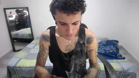 Plux online show from January 6, 7:50 pm