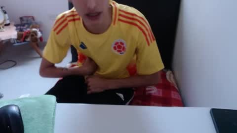 PRESSURE online show from January 21, 10:41 pm