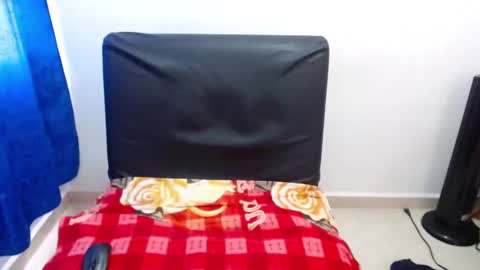 PRESSURE online show from February 8, 2:49 pm