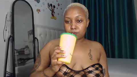 Annah online show from February 10, 11:34 pm