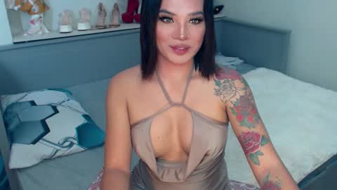 Snapshot of pretty_arielts chatting on January 10, 1:21 am ARIEL online show from January 10, 1:21 am