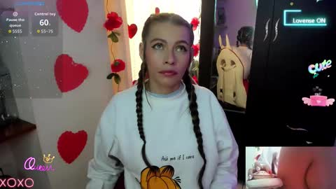 Lisa online show from March 11, 8:59 pm