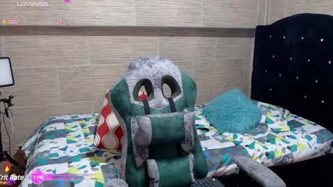 pretty_cristal22 online show from December 18, 6:21 am