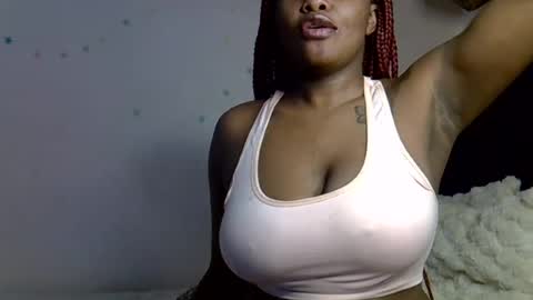 Snapshot of pretty_daina3 chatting on June 25, 8:08 am pretty_daina3 online show from June 25, 8:08 am