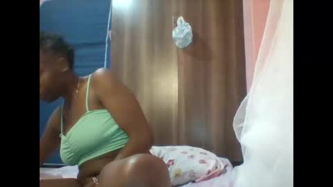 pretty_darya online show from January 7, 5:53 pm