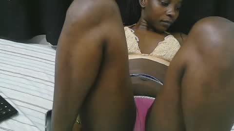 pretty online show from July 9, 3:27 pm