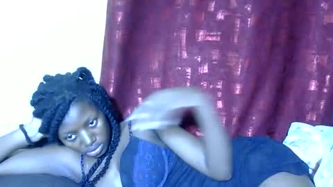 pretty_ebby online show from April 3, 3:37 am