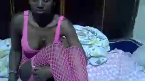 pretty_ebby online show from July 28, 6:20 pm