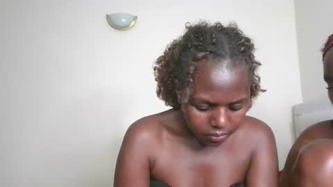pretty_empress online show from July 8, 10:47 pm