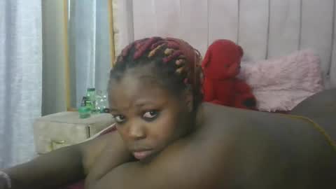 pretty_fel online show from November 14, 3:11 pm