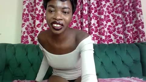 Maya online show from January 15, 7:15 am