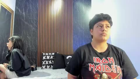 pretty_honey22 online show from May 17, 5:31 pm
