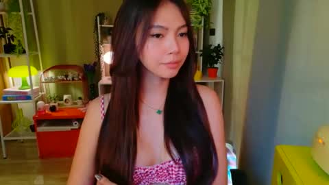 Snapshot of pretty_kimxxx chatting on March 22, 2:04 am Kim online show from March 22, 2:04 am