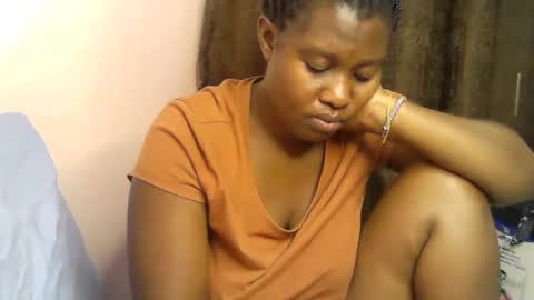 pretty_kylah online show from May 13, 9:00 pm