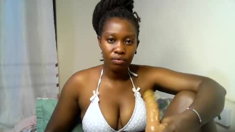 pretty_kylah online show from July 16, 10:38 pm
