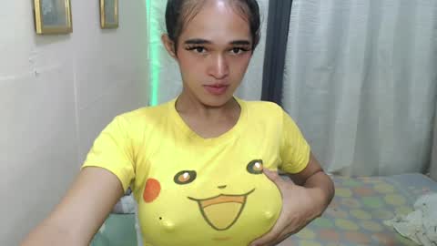 Snapshot of pretty_lady_kitty chatting on July 28, 7:39 pm pretty_lady_kitty online show from July 28, 7:39 pm