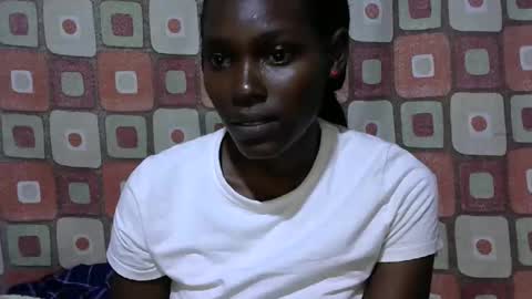 pretty_leila1 online show from January 15, 9:18 pm