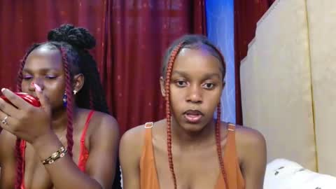 Pretty online show from February 15, 3:09 pm