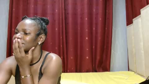 Pretty online show from March 8, 3:27 pm