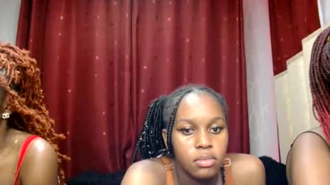 Pretty online show from March 14, 6:35 pm