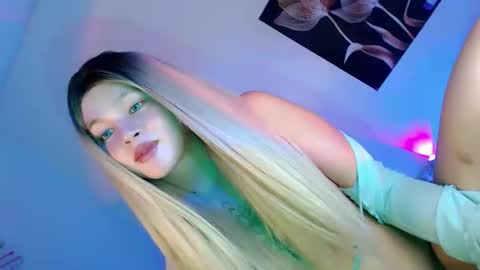 Flor online show from October 7, 5:15 am