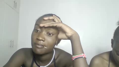 pretty luv1 online show from January 15, 8:12 pm