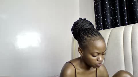 pretty luv1 online show from February 25, 9:08 am