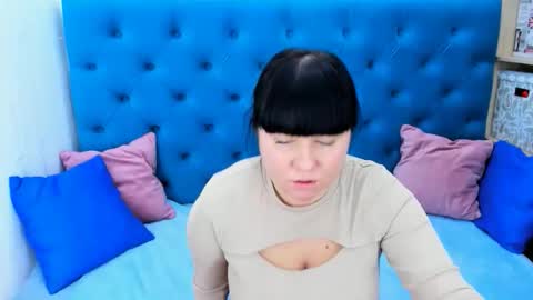 pretty_malika online show from November 11, 5:07 am