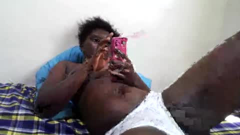 pretty_melan online show from June 18, 11:14 am