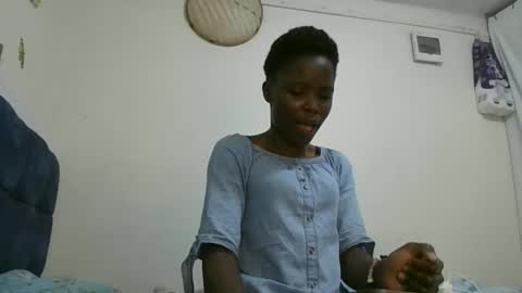 pretty_petite_ebony online show from November 22, 9:58 pm