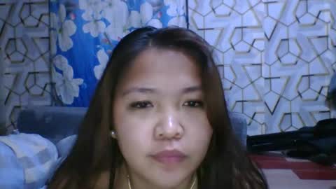 pretty_pharsa online show from July 19, 4:33 pm
