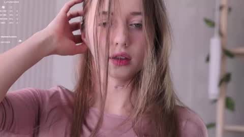 Elina online show from March 15, 10:32 am