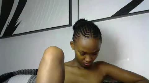 Pretty doll online show from March 31, 7:03 pm