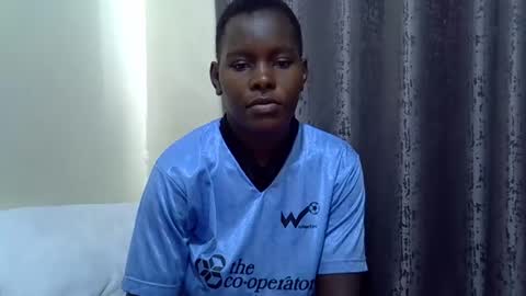 pretty_sheanna online show from October 6, 8:23 am