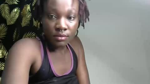 Snapshot of pretty_studxx chatting on January 12, 11:32 pm pretty online show from January 12, 11:32 pm