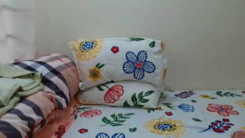 PrettyAsian098 online show from January 12, 1:32 am