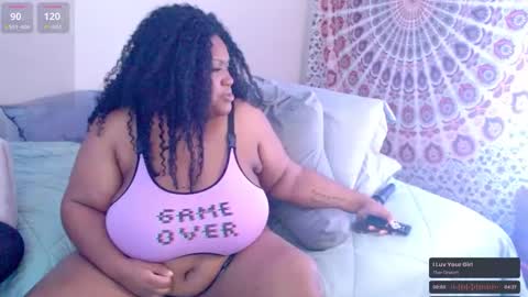 Snapshot of prettybabee120 chatting on September 30, 5:12 am Miss Pretty online show from September 30, 5:12 am