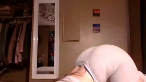 Snapshot of prettybaby22 chatting on February 26, 11:15 pm prettybaby22 online show from February 26, 11:15 pm