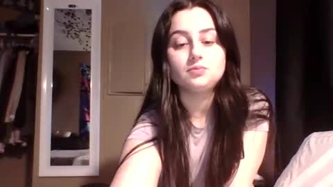 Snapshot of prettybaby22 chatting on November 16, 4:07 am prettybaby22 online show from November 16, 4:07 am