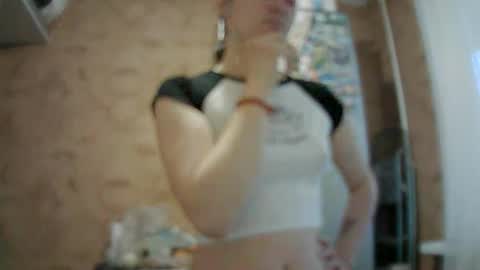 Bella online show from March 25, 3:01 am