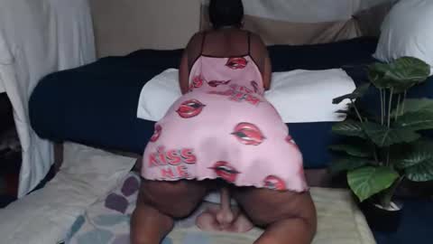 Cindy online show from April 26, 12:30 am