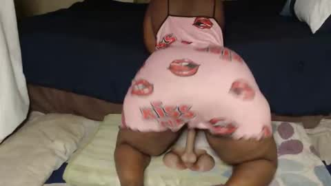 Cindy online show from June 2, 12:01 am