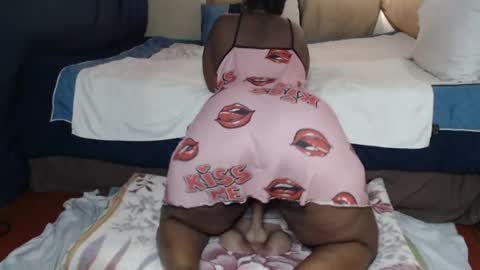 Cindy online show from June 27, 2:01 pm