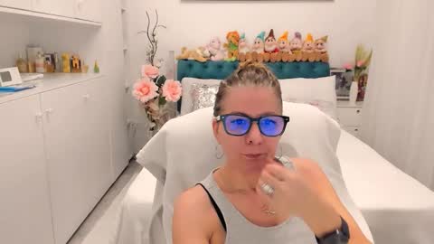 wilma online show from February 26, 8:19 pm