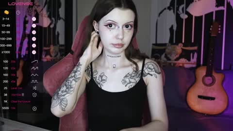 Violet online show from December 29, 11:29 am