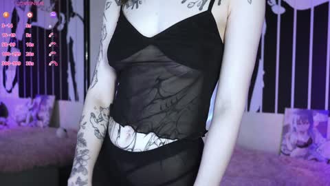 Violet online show from February 5, 1:04 am