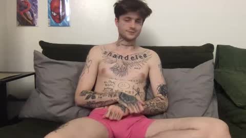 Snapshot of prettyboyszn chatting on September 23, 3:53 am pretty boy online show from September 23, 3:53 am