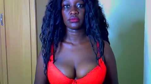 prettycandy0 online show from April 27, 5:00 pm