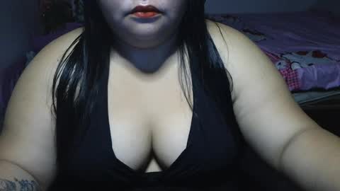 Snapshot of prettycarla_ chatting on April 26, 12:30 am prettycarla online show from April 26, 12:30 am